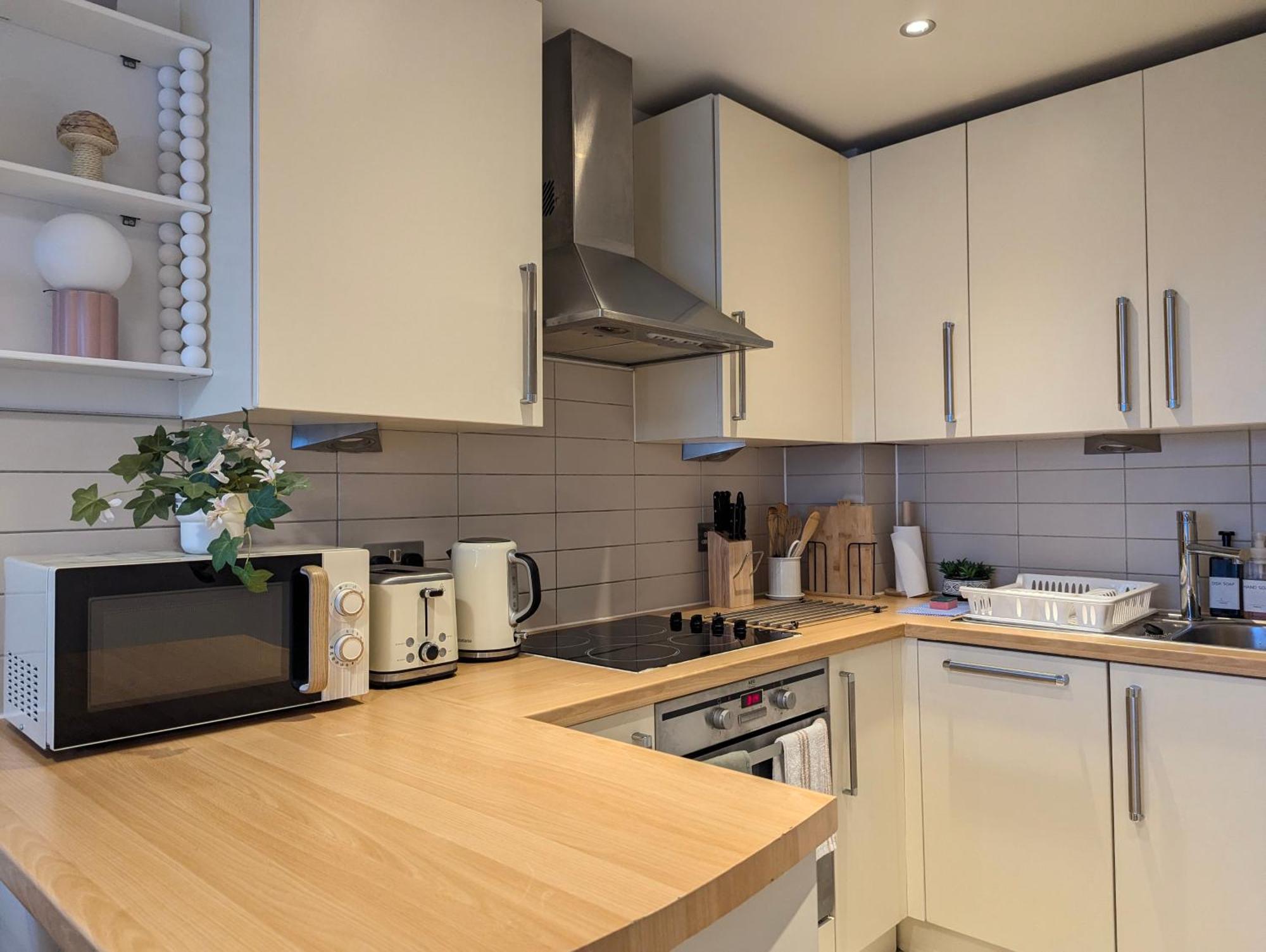City Centre Morden 1-Bedroom Apt Near Dock ليفربول المظهر الخارجي الصورة